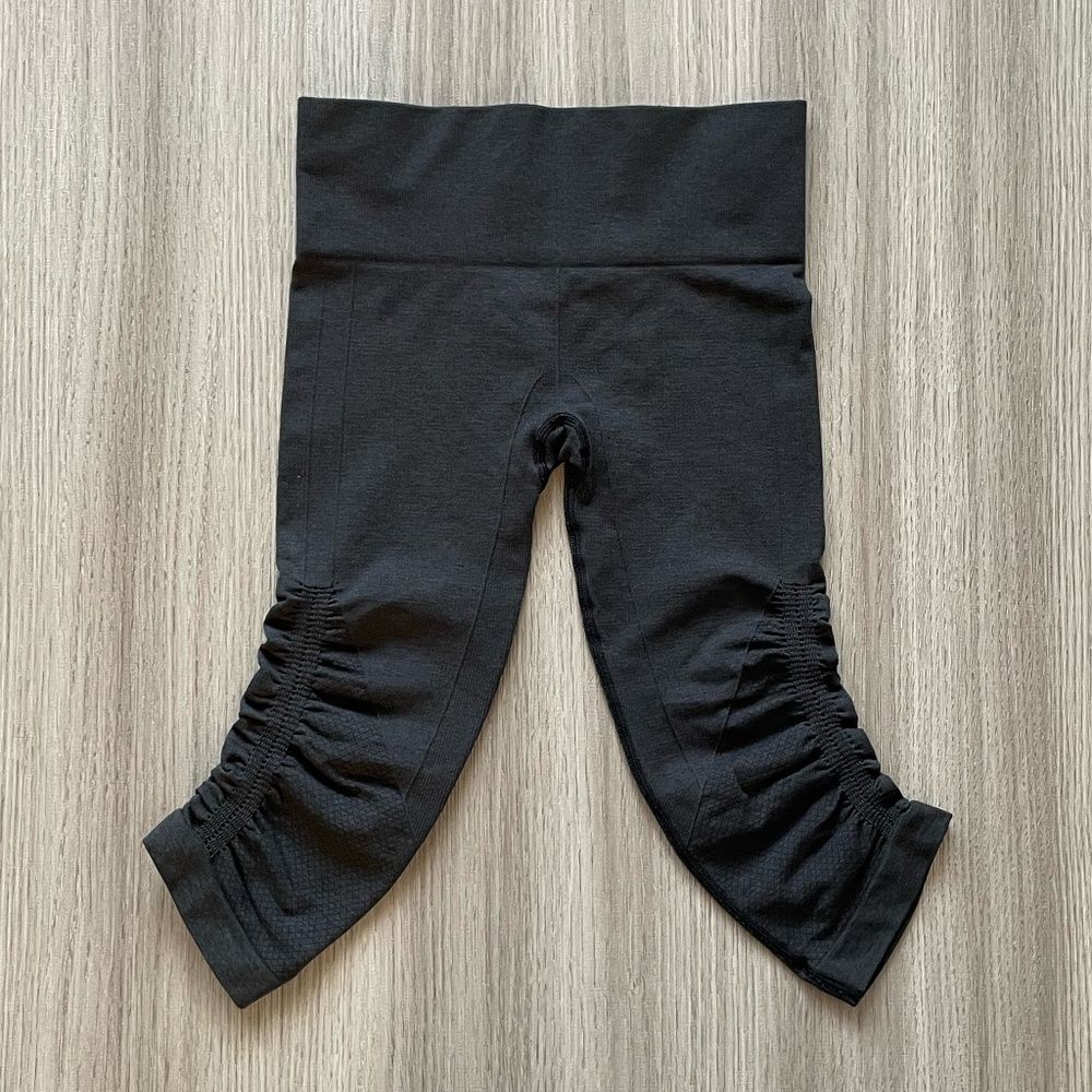 Lululemon In The Flow Cropped Leggings Black 2